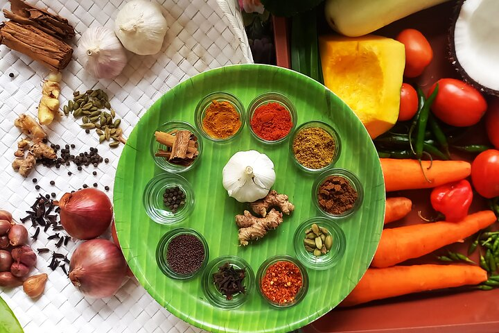 Sri Lankan cooking class with Nilu Kandy( FREE PICKUP & Drop) - Photo 1 of 20
